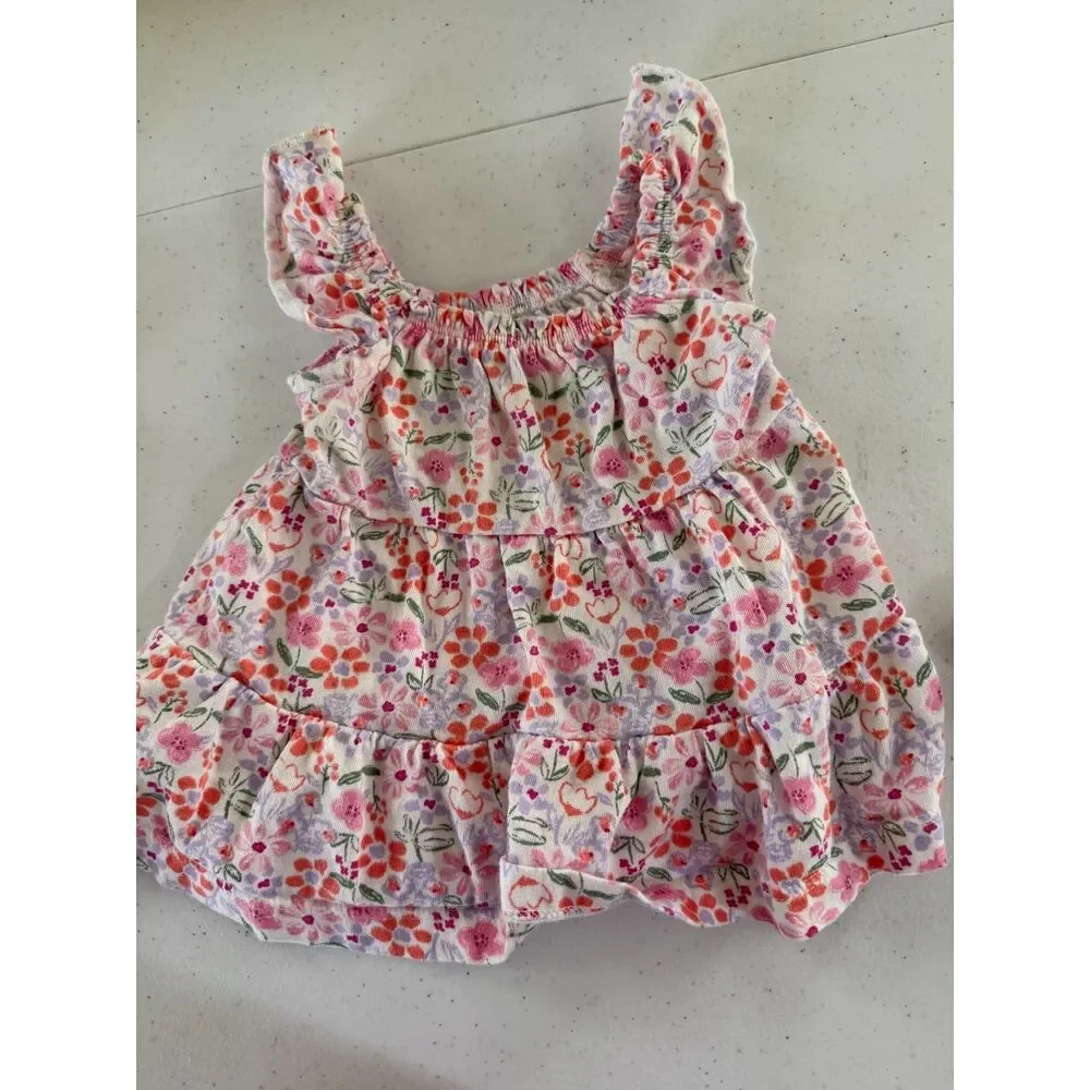 Baby Girl 3 month clothing lot- Carter's